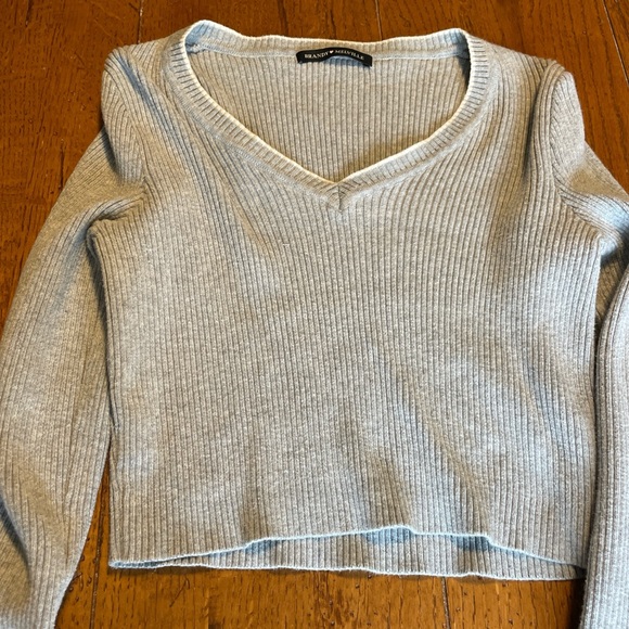 Brandy Melville Gray Top Cropped - Picture 1 of 6